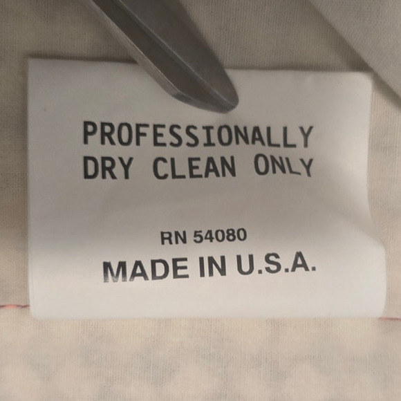 Thomasville X 2 Tropical Window Valance's Width Across 72" Length 19.125" - Picture 6 of 9